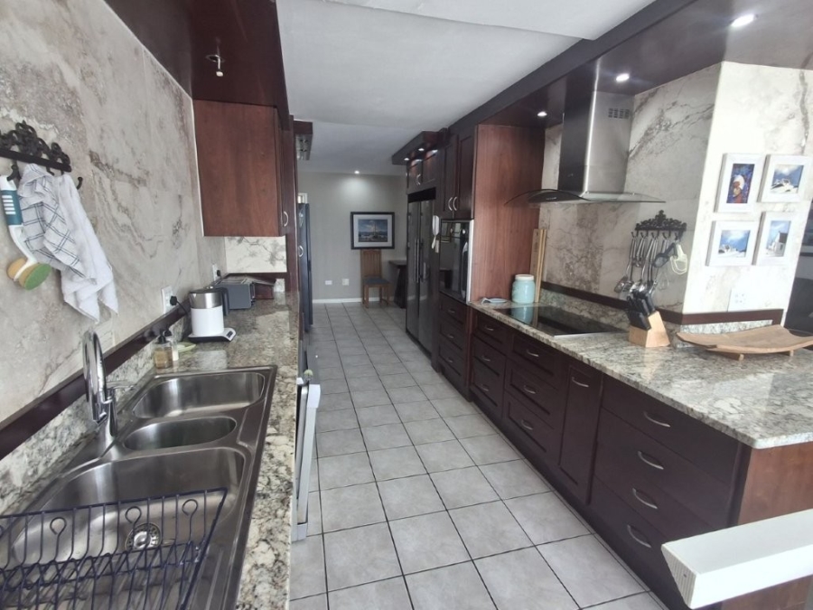 4 Bedroom Property for Sale in Ramsgate KwaZulu-Natal