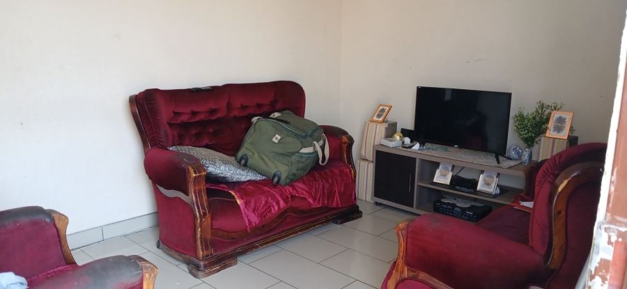  Bedroom Property for Sale in Ezakheni A KwaZulu-Natal
