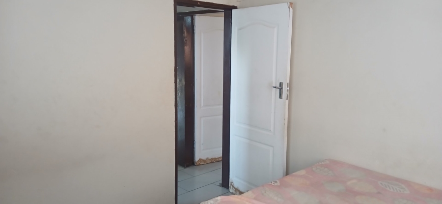  Bedroom Property for Sale in Ezakheni A KwaZulu-Natal