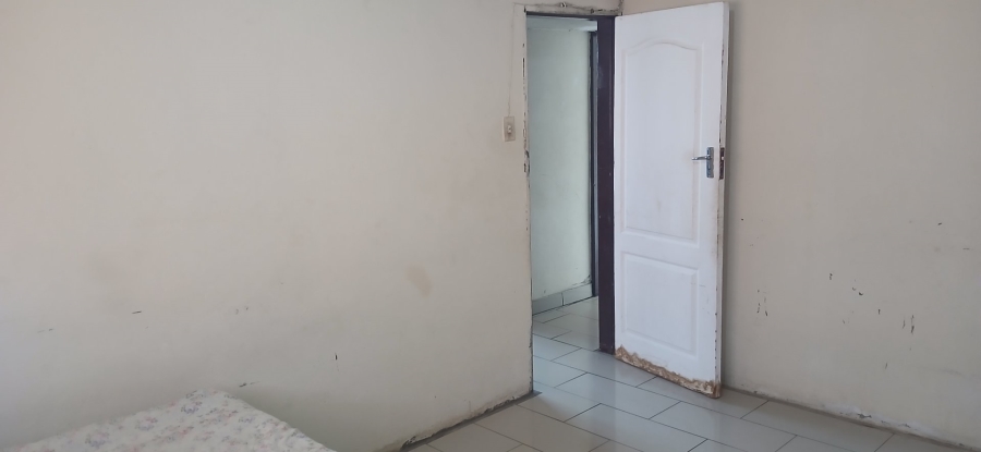  Bedroom Property for Sale in Ezakheni A KwaZulu-Natal