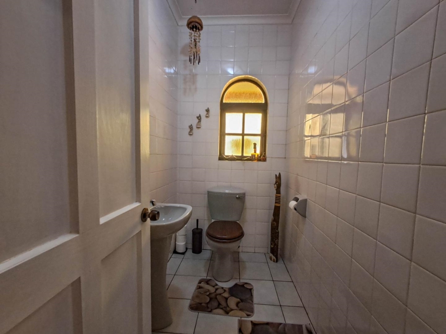 4 Bedroom Property for Sale in Umtentweni KwaZulu-Natal