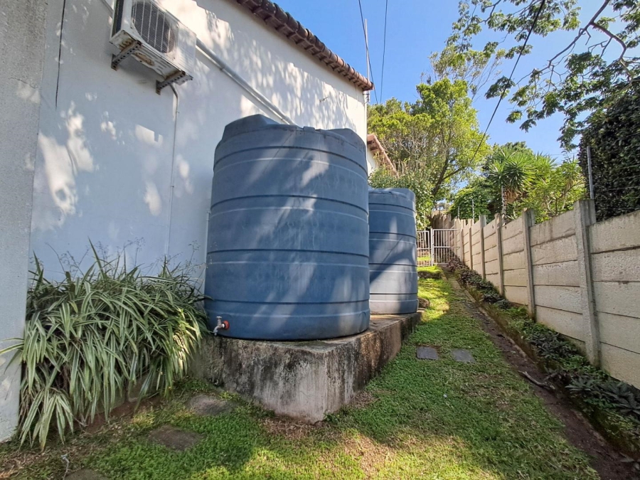 4 Bedroom Property for Sale in Umtentweni KwaZulu-Natal