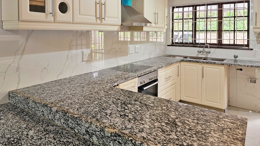 2 Bedroom Property for Sale in Margate KwaZulu-Natal
