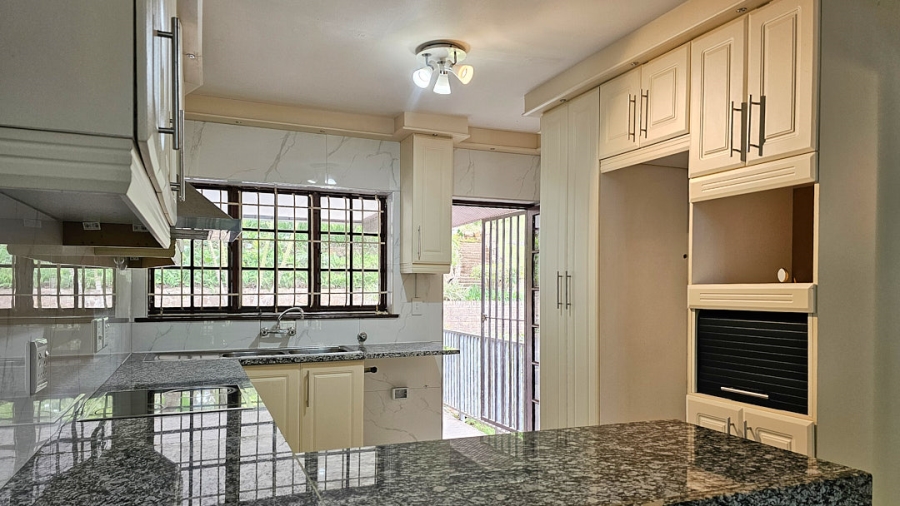 2 Bedroom Property for Sale in Margate KwaZulu-Natal
