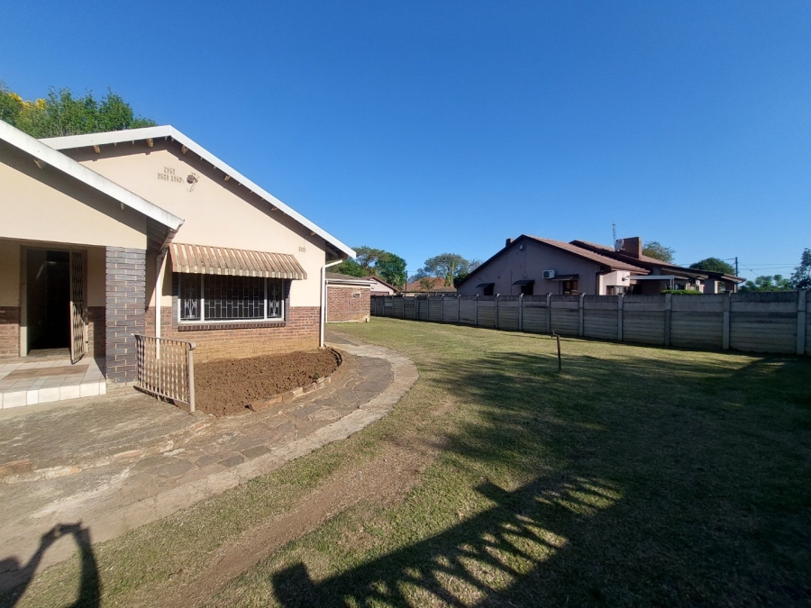 To Let 3 Bedroom Property for Rent in Scottsville KwaZulu-Natal