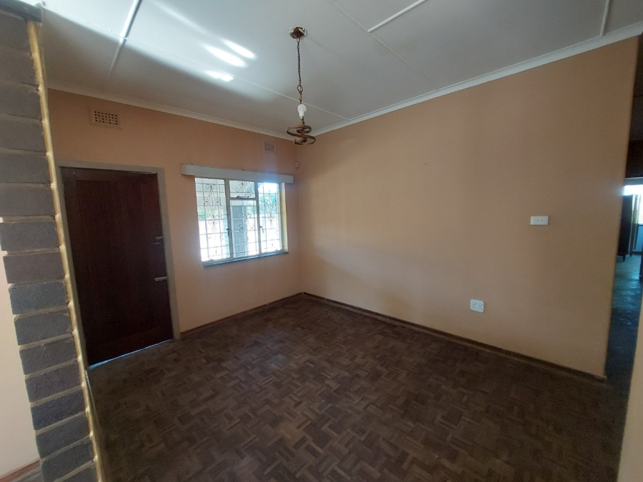 To Let 3 Bedroom Property for Rent in Scottsville KwaZulu-Natal