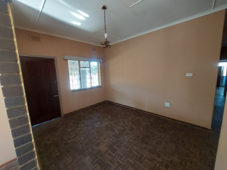 To Let 3 Bedroom Property for Rent in Scottsville KwaZulu-Natal