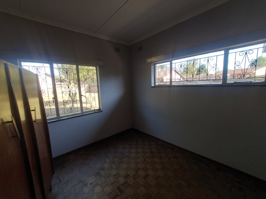 To Let 3 Bedroom Property for Rent in Scottsville KwaZulu-Natal