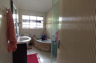 5 Bedroom Property for Sale in Scottsville KwaZulu-Natal