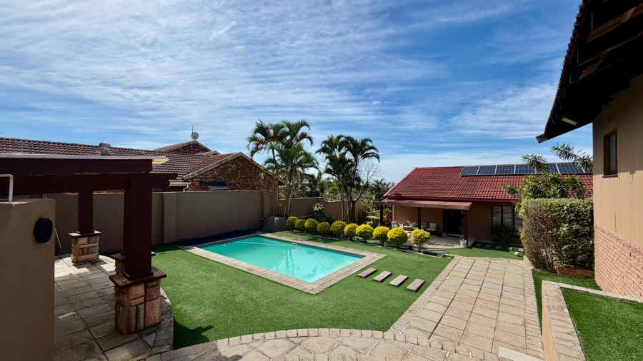4 Bedroom Property for Sale in Uvongo KwaZulu-Natal