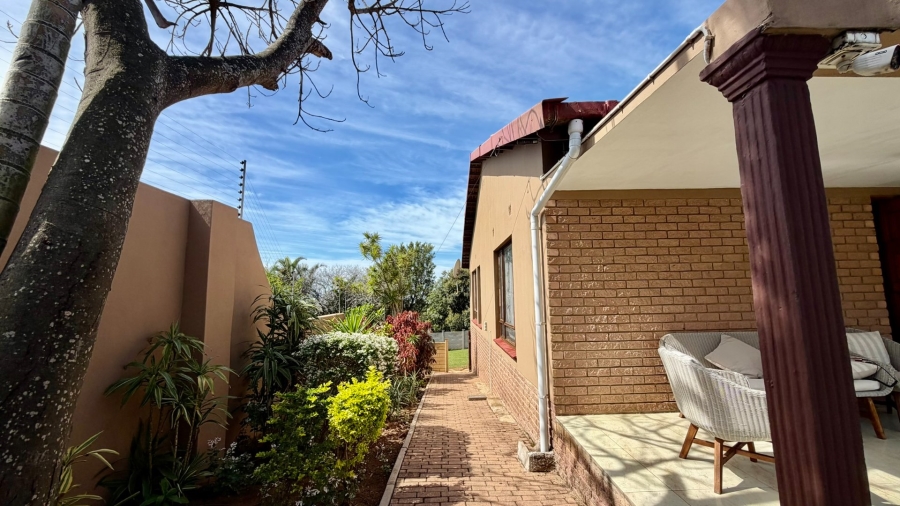 4 Bedroom Property for Sale in Uvongo KwaZulu-Natal
