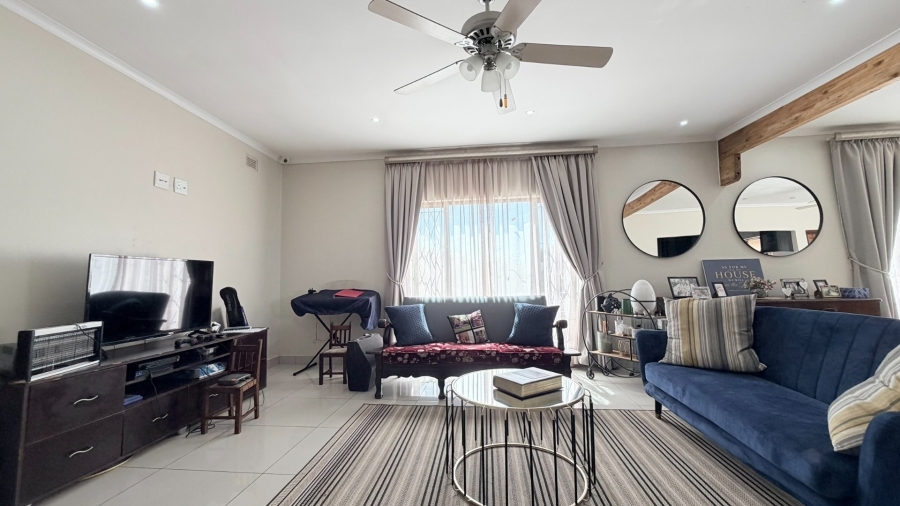 4 Bedroom Property for Sale in Uvongo KwaZulu-Natal