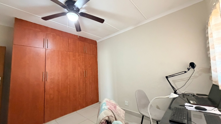 4 Bedroom Property for Sale in Uvongo KwaZulu-Natal