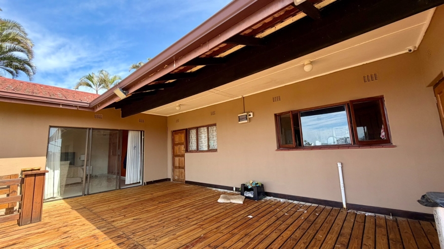 4 Bedroom Property for Sale in Uvongo KwaZulu-Natal
