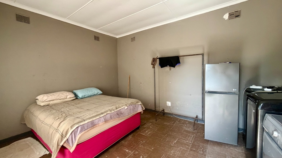4 Bedroom Property for Sale in Uvongo KwaZulu-Natal