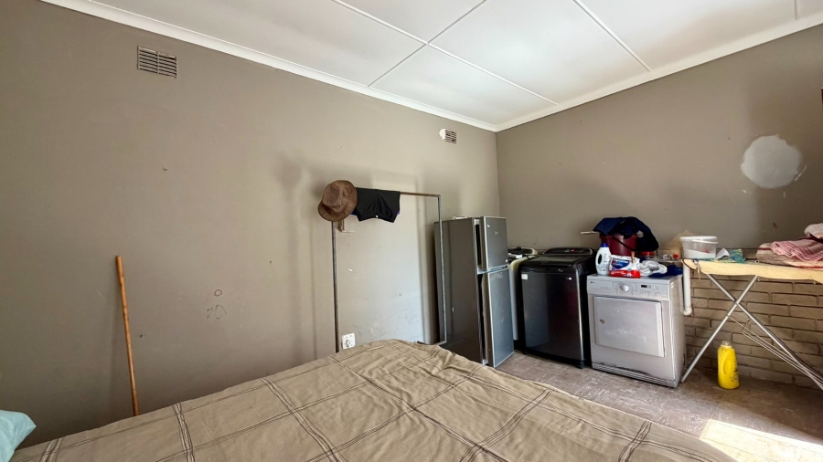 4 Bedroom Property for Sale in Uvongo KwaZulu-Natal