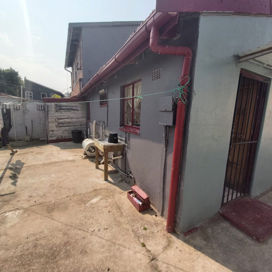 2 Bedroom Property for Sale in Havenside KwaZulu-Natal