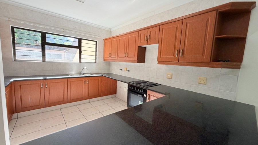 4 Bedroom Property for Sale in St Michaels On Sea KwaZulu-Natal