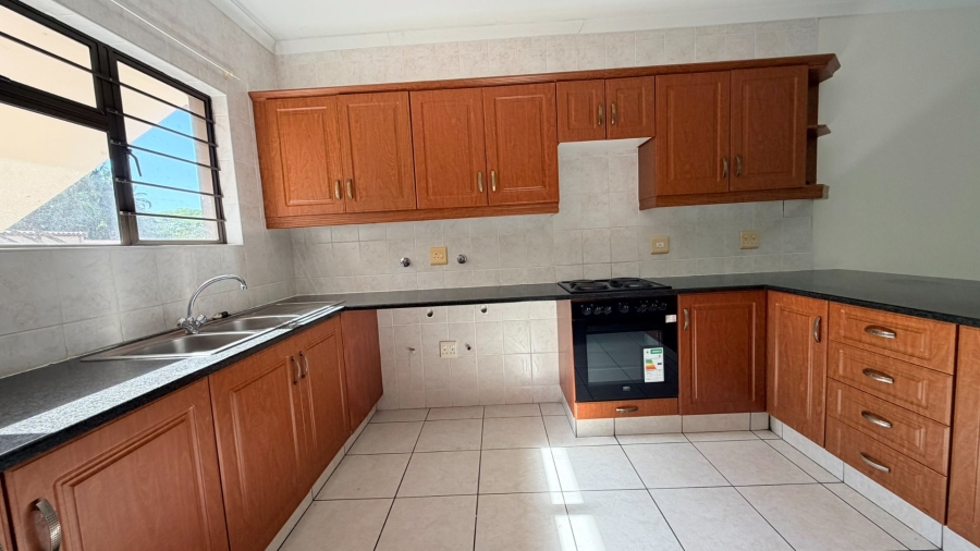 4 Bedroom Property for Sale in St Michaels On Sea KwaZulu-Natal