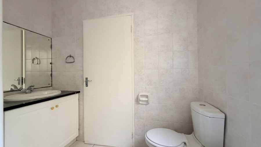 4 Bedroom Property for Sale in St Michaels On Sea KwaZulu-Natal