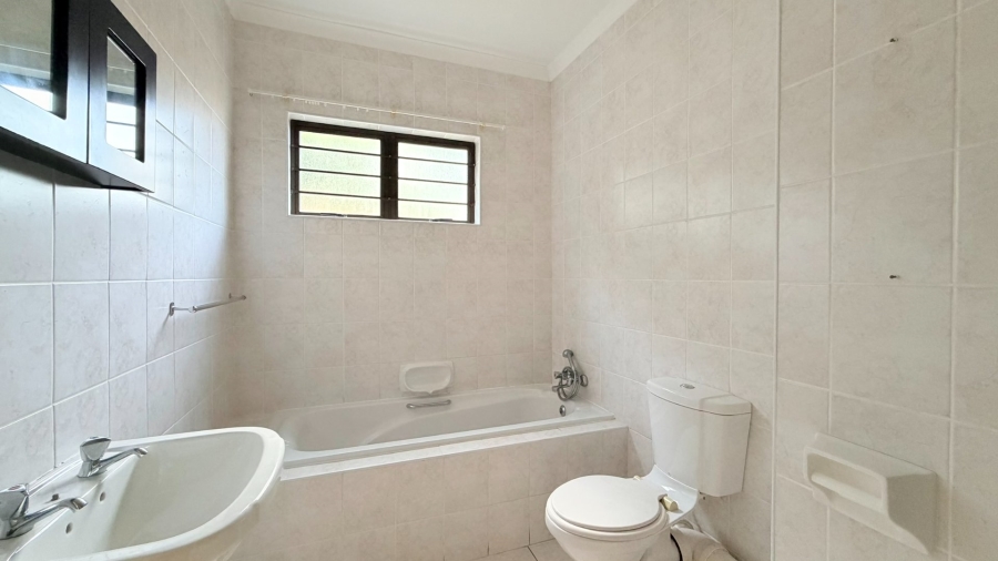 4 Bedroom Property for Sale in St Michaels On Sea KwaZulu-Natal