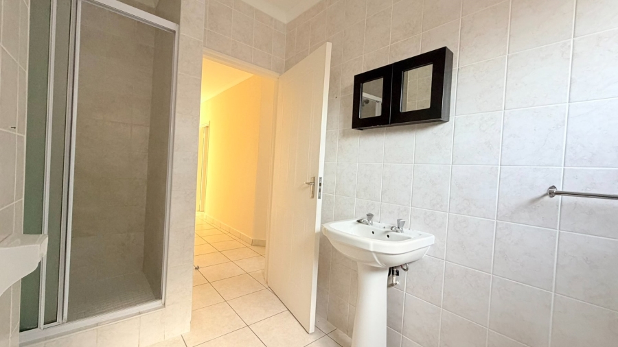 4 Bedroom Property for Sale in St Michaels On Sea KwaZulu-Natal