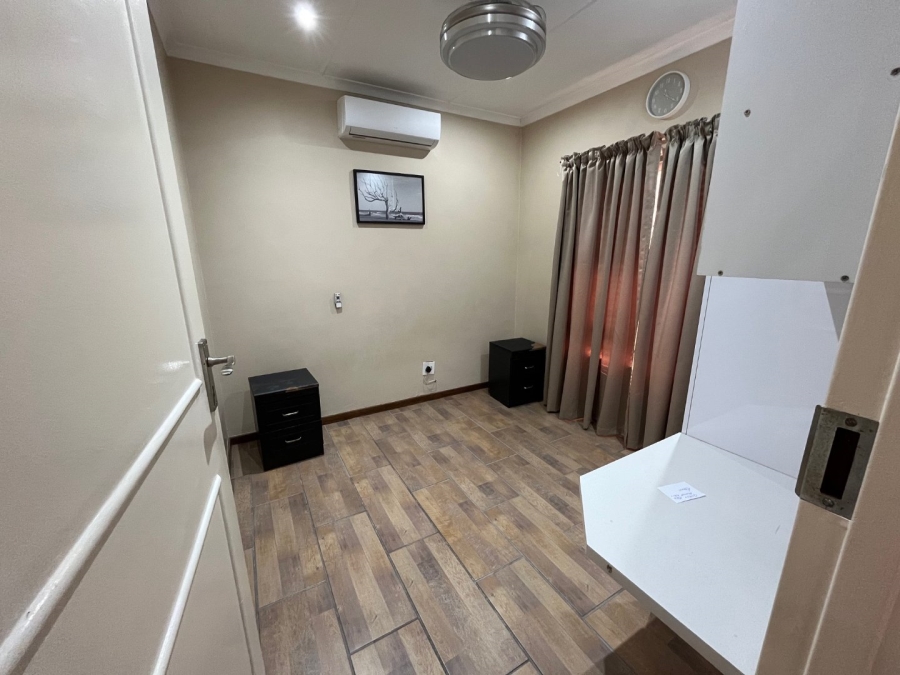 3 Bedroom Property for Sale in Meer En See KwaZulu-Natal