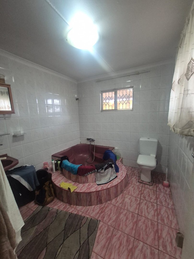 To Let 3 Bedroom Property for Rent in Bluff KwaZulu-Natal
