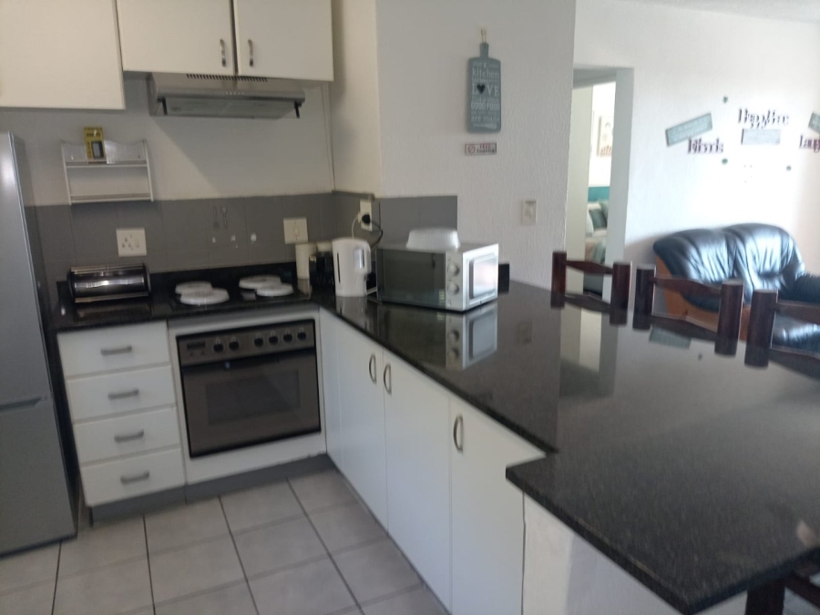 2 Bedroom Property for Sale in Uvongo KwaZulu-Natal