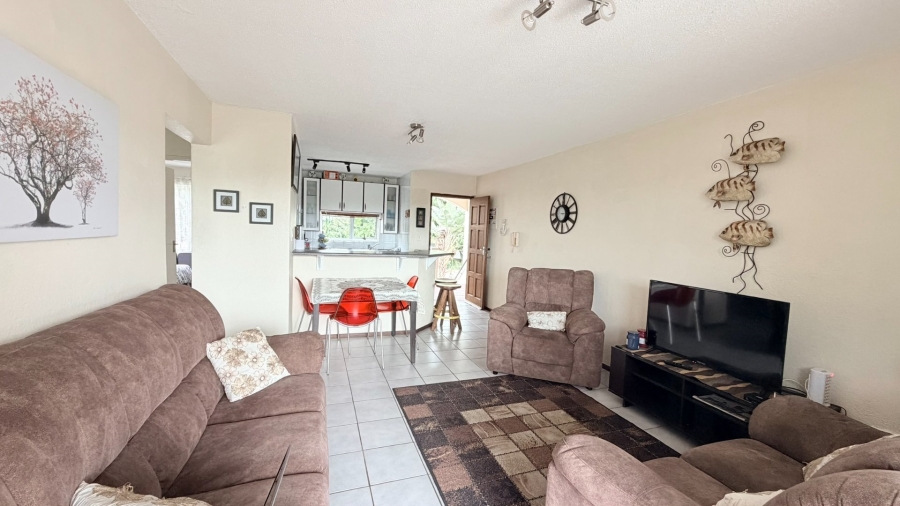 2 Bedroom Property for Sale in Uvongo KwaZulu-Natal