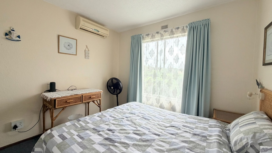 2 Bedroom Property for Sale in Uvongo KwaZulu-Natal