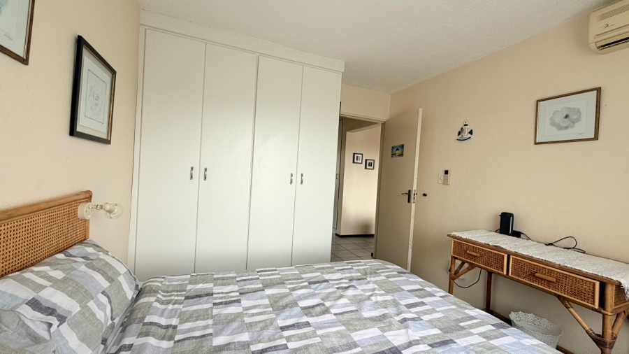 2 Bedroom Property for Sale in Uvongo KwaZulu-Natal