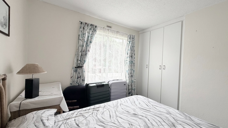2 Bedroom Property for Sale in Uvongo KwaZulu-Natal