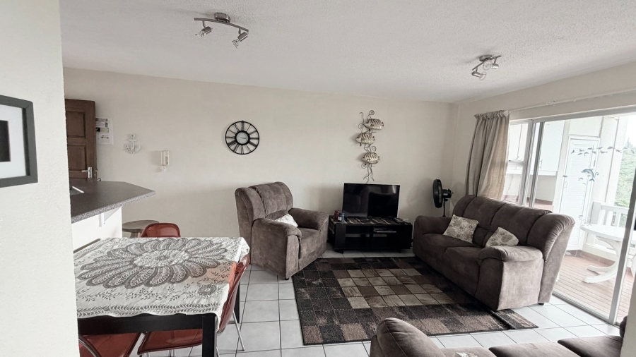 2 Bedroom Property for Sale in Uvongo KwaZulu-Natal