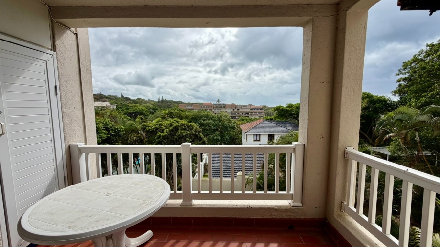 2 Bedroom Property for Sale in Uvongo KwaZulu-Natal