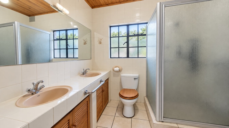 3 Bedroom Property for Sale in Schuinshoogte KwaZulu-Natal