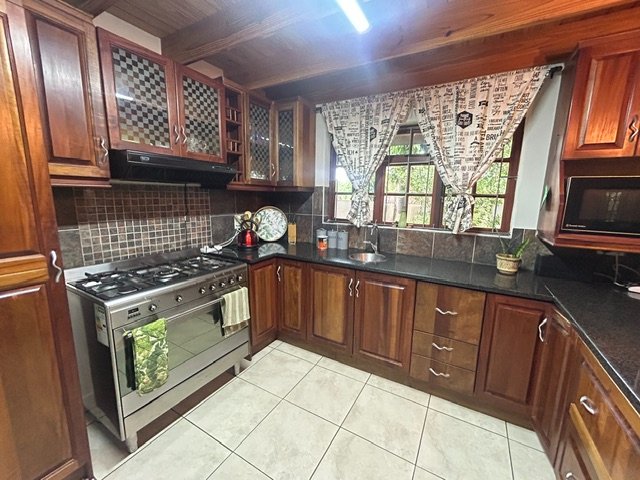 4 Bedroom Property for Sale in Meer En See KwaZulu-Natal