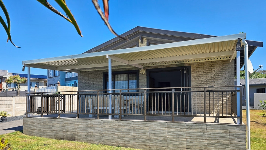 4 Bedroom Property for Sale in St Michaels On Sea KwaZulu-Natal
