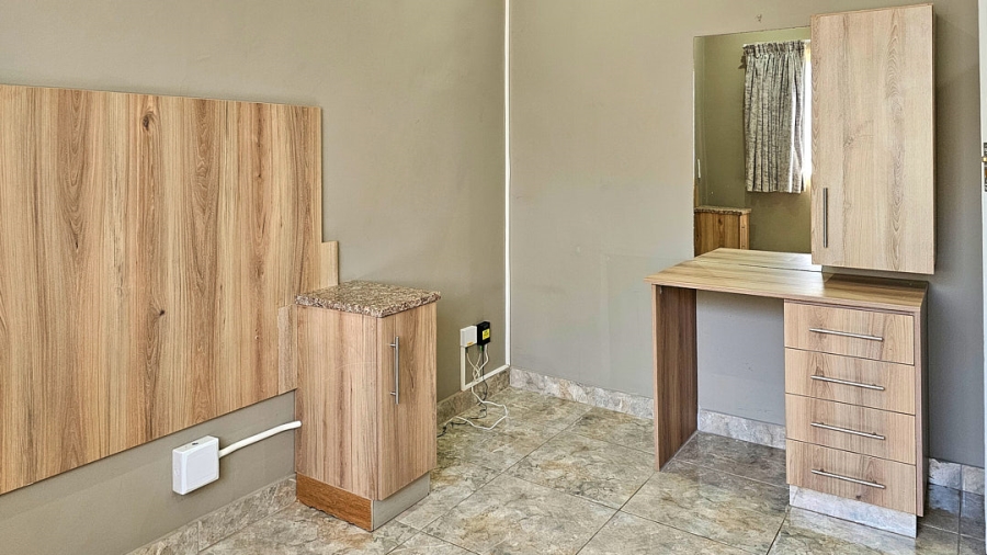 4 Bedroom Property for Sale in St Michaels On Sea KwaZulu-Natal