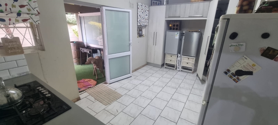 3 Bedroom Property for Sale in Marina Beach KwaZulu-Natal