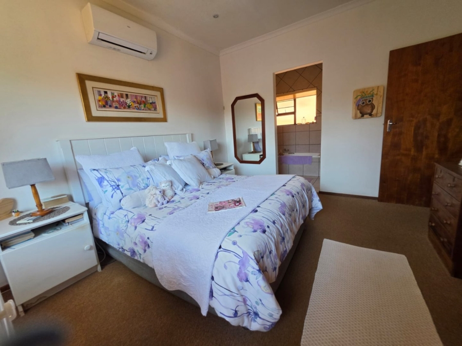 3 Bedroom Property for Sale in Anerley KwaZulu-Natal