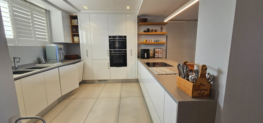 4 Bedroom Property for Sale in Umhlanga KwaZulu-Natal