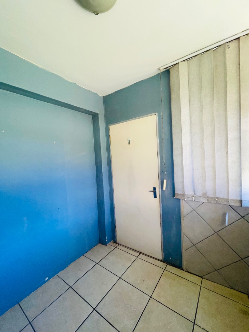 To Let 4 Bedroom Property for Rent in Amanzimtoti KwaZulu-Natal