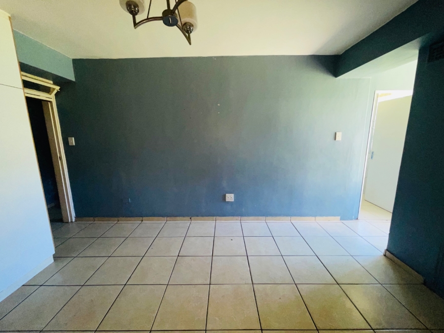 To Let 4 Bedroom Property for Rent in Amanzimtoti KwaZulu-Natal