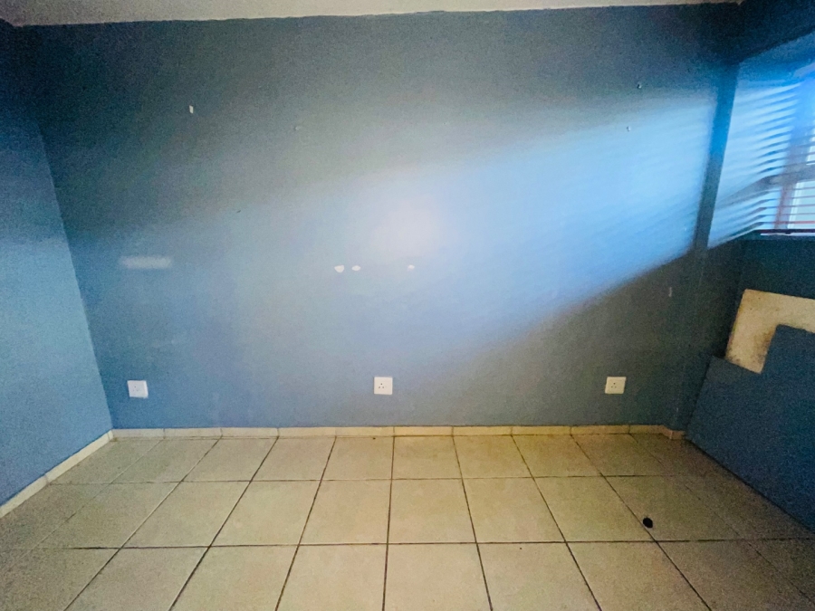 To Let 4 Bedroom Property for Rent in Amanzimtoti KwaZulu-Natal
