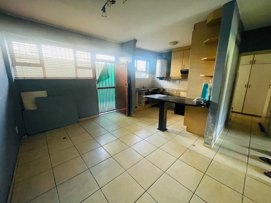 To Let 4 Bedroom Property for Rent in Amanzimtoti KwaZulu-Natal