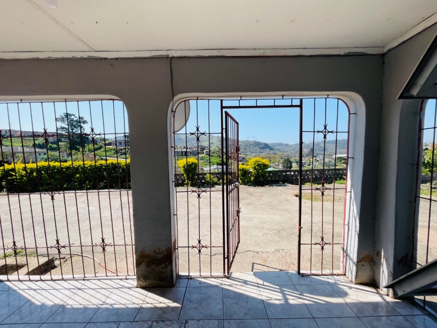 4 Bedroom Property for Sale in Tshelimnyama KwaZulu-Natal