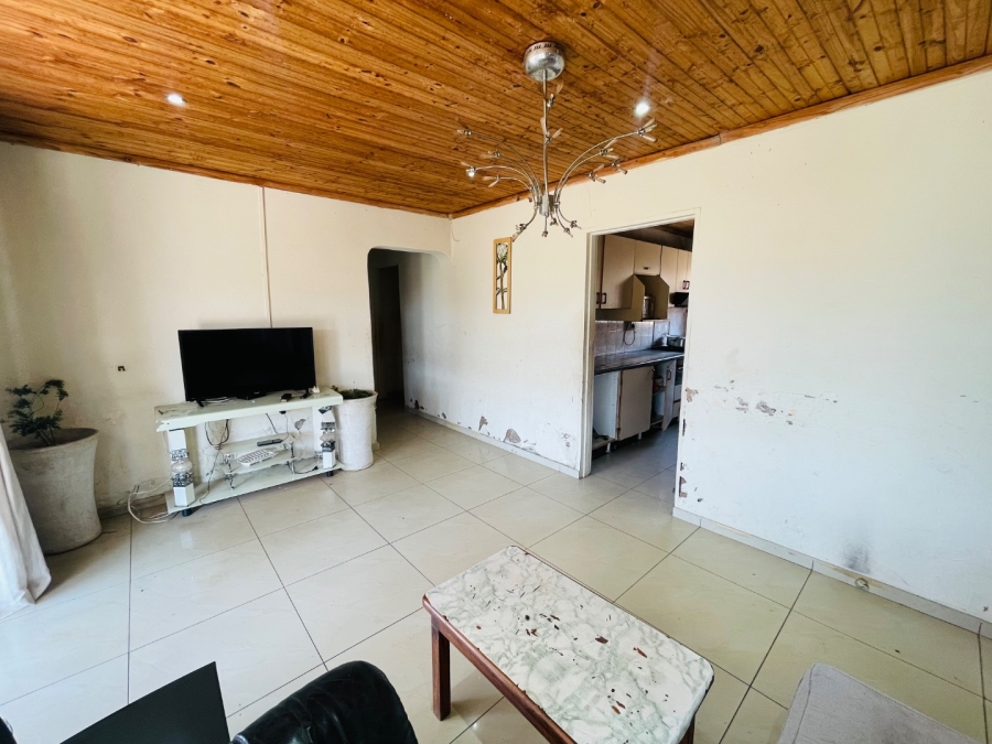 4 Bedroom Property for Sale in Tshelimnyama KwaZulu-Natal