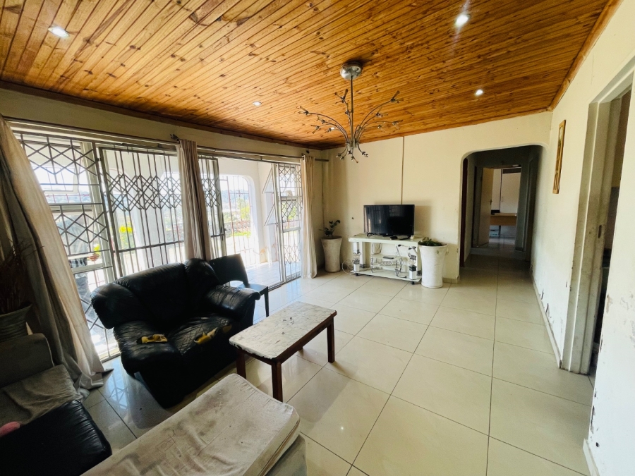 4 Bedroom Property for Sale in Tshelimnyama KwaZulu-Natal
