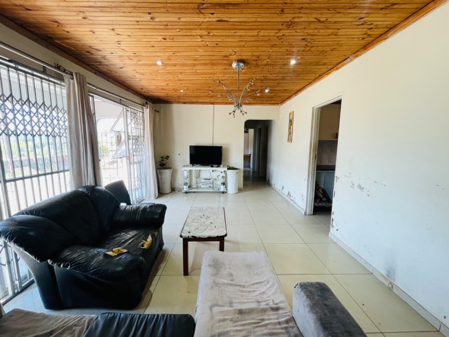 4 Bedroom Property for Sale in Tshelimnyama KwaZulu-Natal